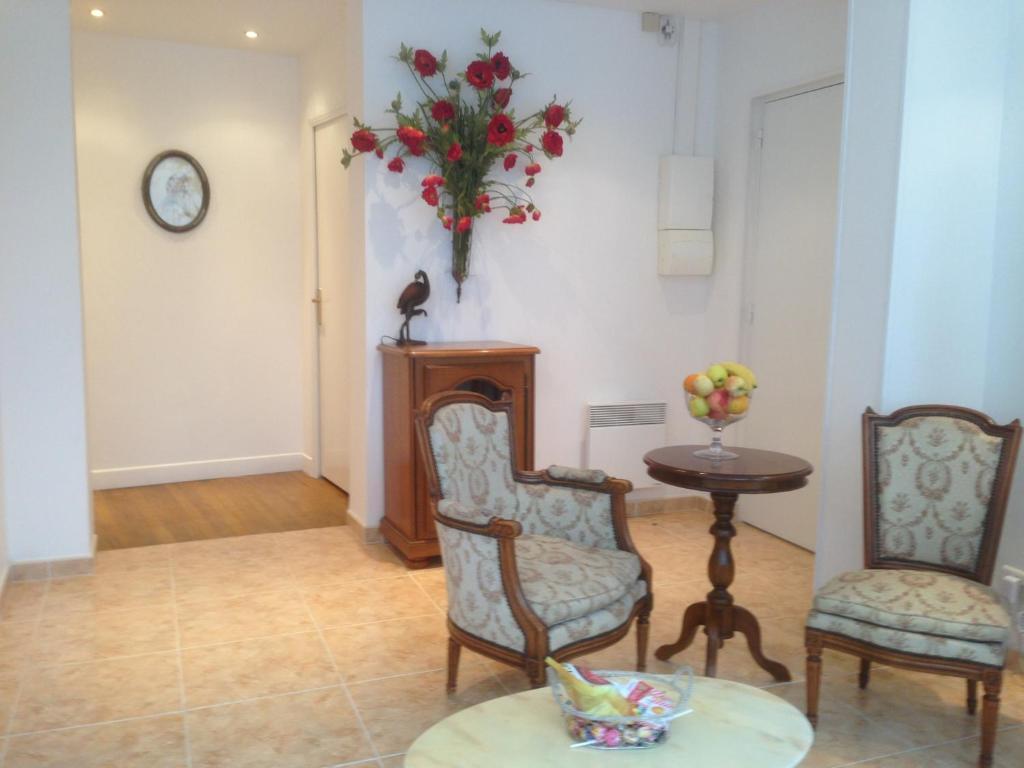 Top' Appart Hotel Pont-Sainte-Maxence Room photo