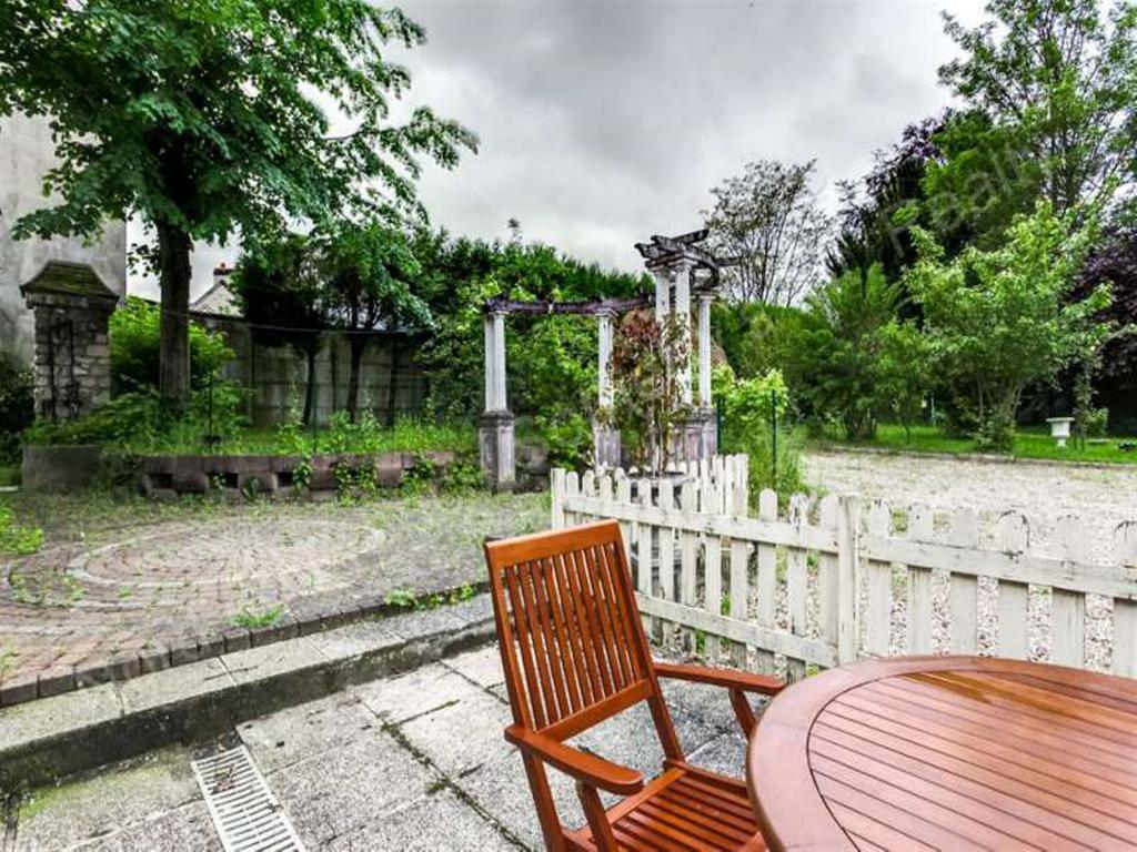 Top' Appart Hotel Pont-Sainte-Maxence Exterior photo