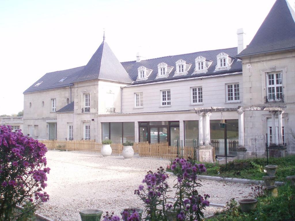 Top' Appart Hotel Pont-Sainte-Maxence Exterior photo