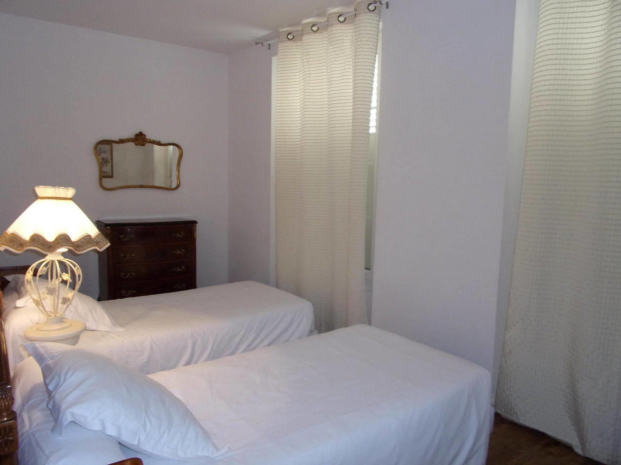 Top' Appart Hotel Pont-Sainte-Maxence Exterior photo