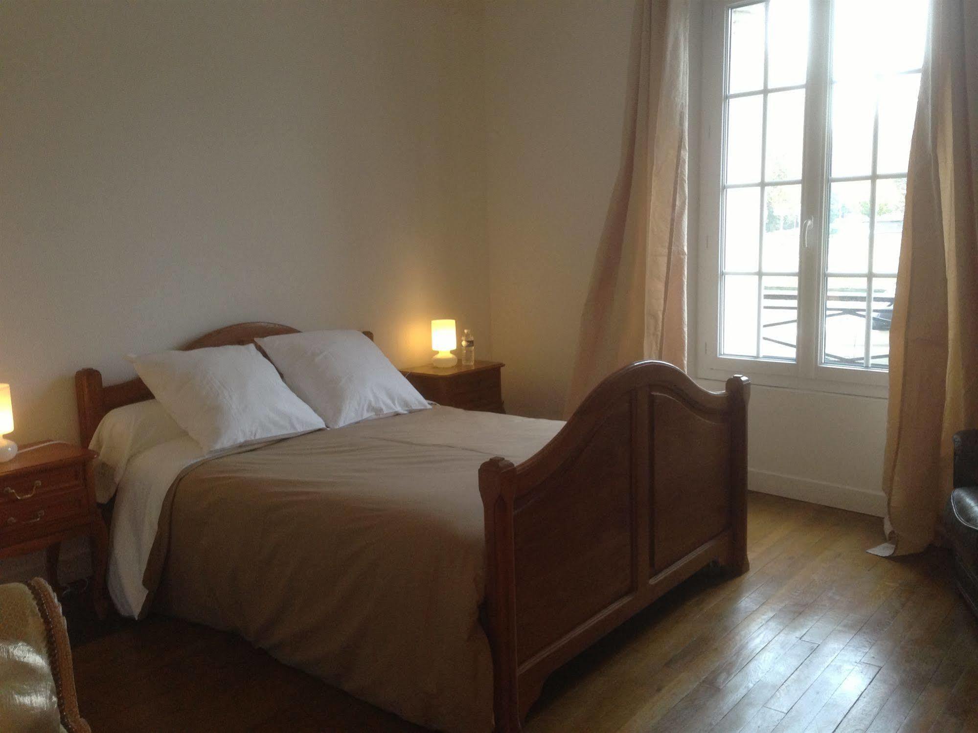 Top' Appart Hotel Pont-Sainte-Maxence Exterior photo